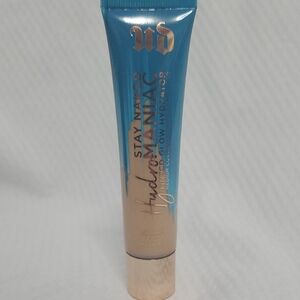 Urban Decay Tinted Glow Hydrator - Light/Medium